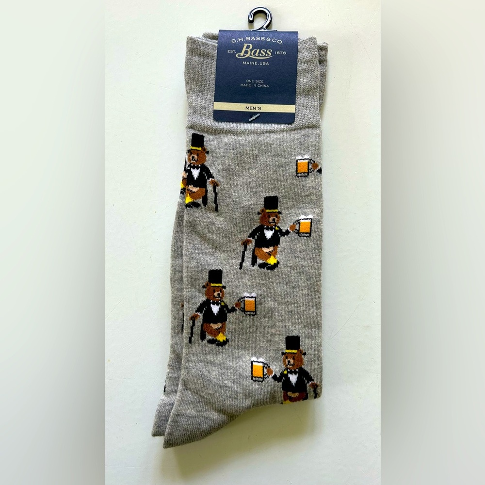 GH BASS Socks BEARS BEERS Tuxedo Mugs Crew Grey Cotton Blend OSFM NWT